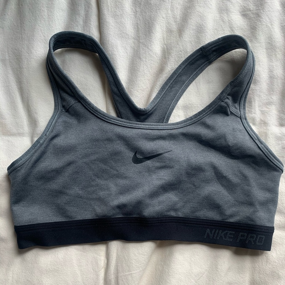 Nike pro medium sports bra [grey]